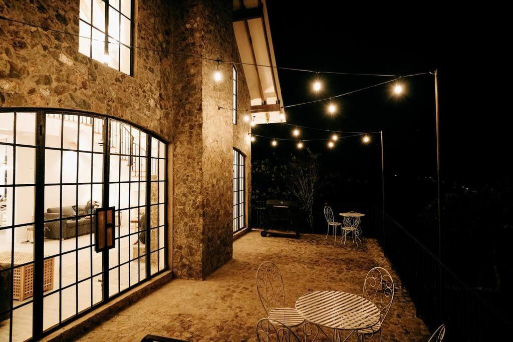 The Old Country Stone House Villa Cebu Exterior photo