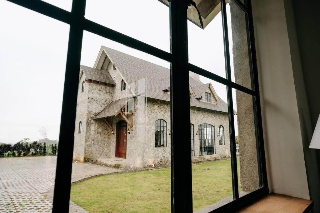 The Old Country Stone House Villa Cebu Exterior photo